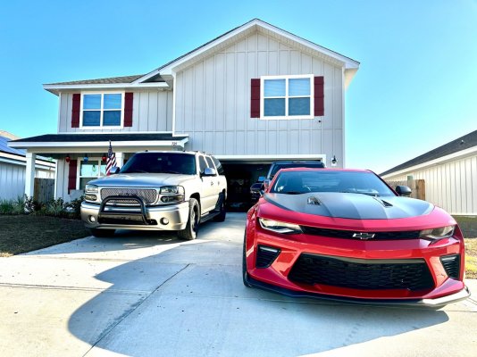 cars driveway.jpg cars driveway.jpg
