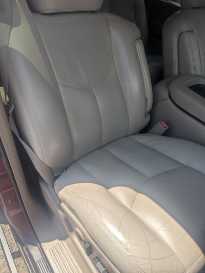 YUKSEAT3.jpg