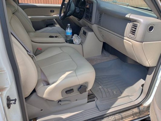 interior 1.jpg interior 1.jpg