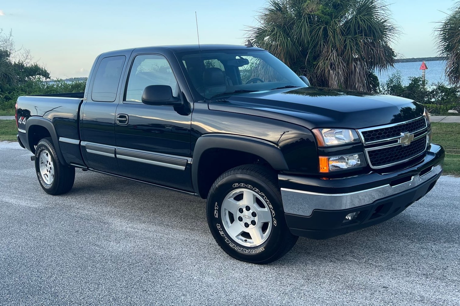 bringatrailer.com